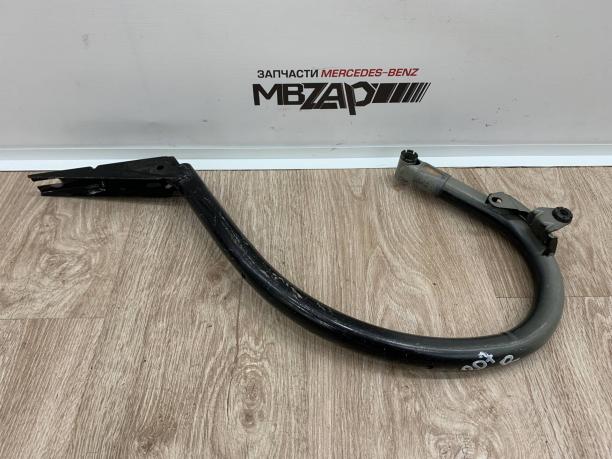 Петля багажника правая Mercedes W207 a2077500628