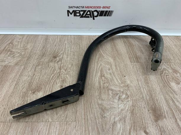 Петля багажника правая Mercedes W207 a2077500628