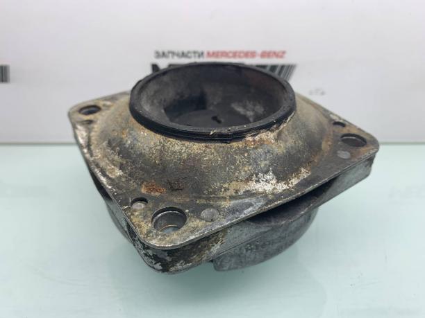 Подушка АКПП Mercedes W164 a1642400818