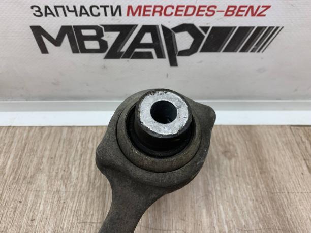 Поперечный рычаг левый Mercedes W212 a2123302911