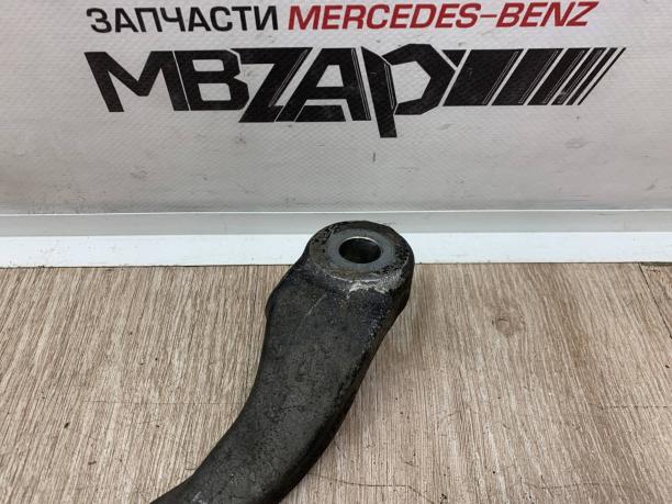 Поперечный рычаг левый Mercedes W212 a2123302911