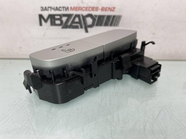 Блок кнопок обогрева Mercedes W213 E 213 a2139050204