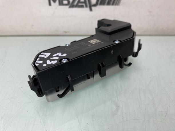 Блок кнопок обогрева Mercedes W213 E 213 a2139050204