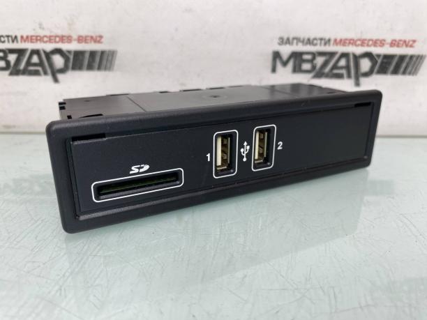 Блок USB Mercedes W213 a2138200401