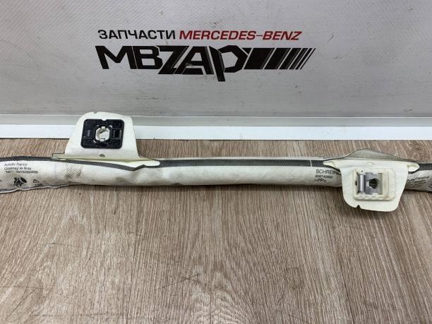 Шторка левая Mercedes W212 a2128600502