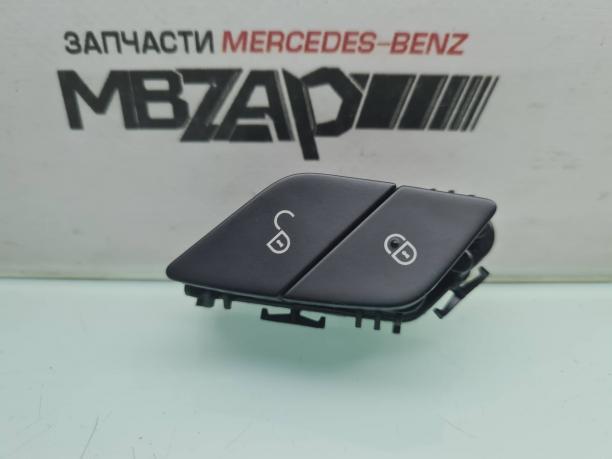 Кнопка центрального замка Mercedes W213 E 213 a2139059703