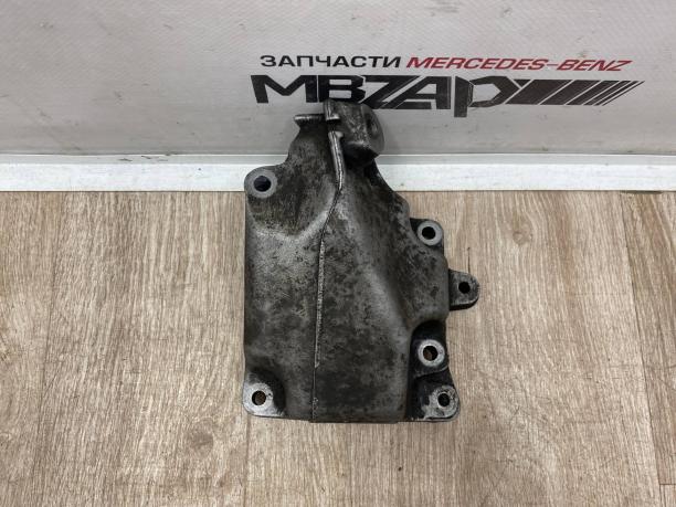 Кронштейн двигателя левый Mercedes W164 a2722233104