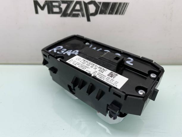 Блок кнопок задней двери Mercedes W222 a2229059808