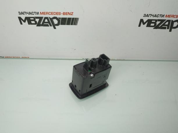 Кнопка стеклоподъемника Mercedes X164 w164 a2518200510