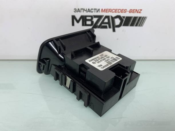 Кнопка ручника Mercedes W166 GLE a2469050451