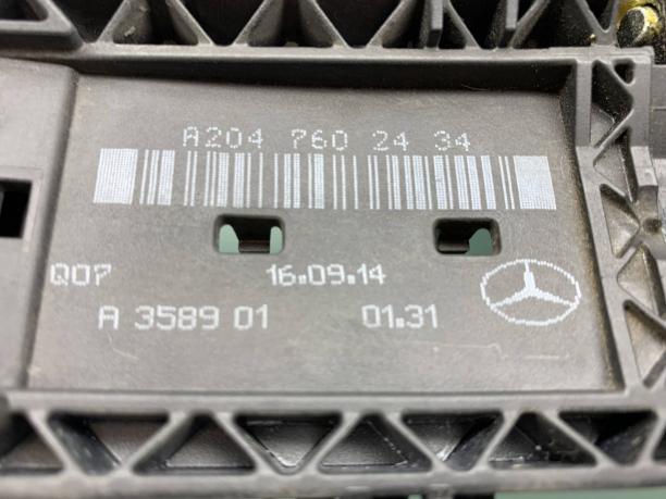 Кронштейн ручки двери правой Mercedes W218 CLS a2047602434