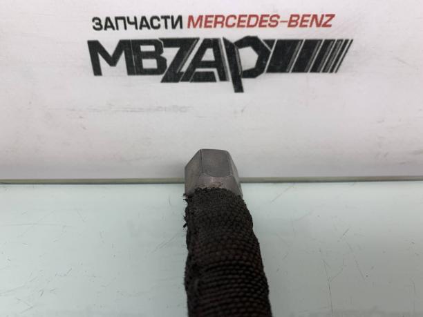 Топливная трубка к двигателю Mercedes W212 a2124700675