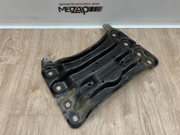 Кронштейн опоры АКПП Mercedes w221 a2212400002