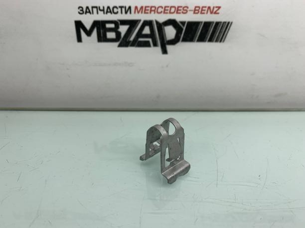 Клипса потолка Mercedes W222 a0999910070