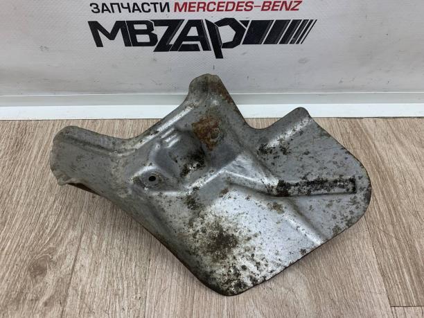 Экран подушки правый m276 Mercedes W221 a2042410634