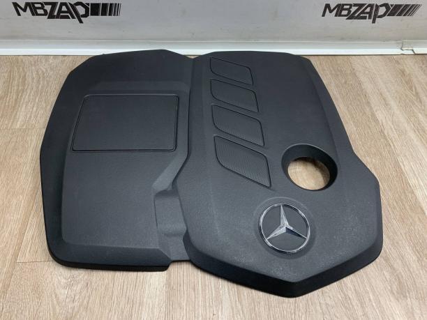 Декоративная крышка двигателя m654 Mercedes W213 a6540107600