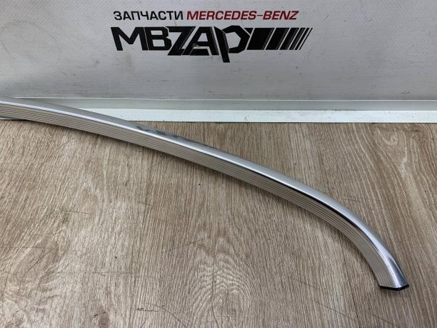 Молдинг крыши левый Mercedes W204 C 204 a2046902180