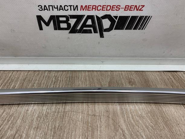 Молдинг крыши левый Mercedes W204 C 204 a2046902180