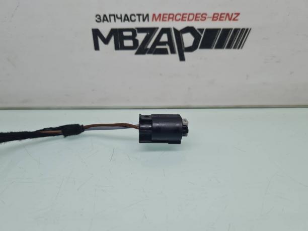 Фишка датчика температуры Mercedes W221 a2105402081