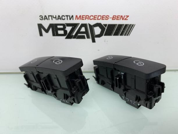 Кнопка блокировки левой двери Mercedes W166 GLE a2049058402