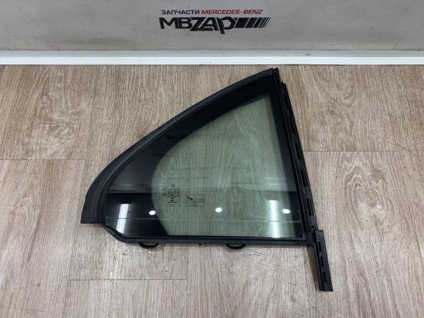 Форточка задней правой двери Mercedes W205 a2057300655