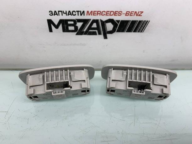 Плафон подсветки салона Mercedes W205 a0009063604