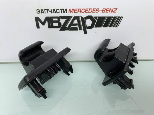 Крепеж козырька Mercedes W166 a0998101412