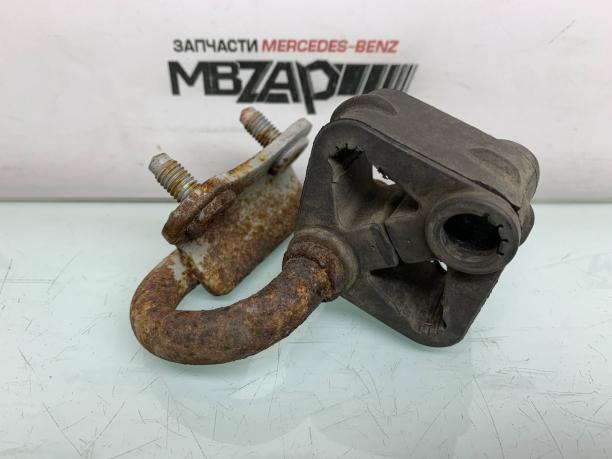 Кронштейн глушителя левый Mercedes W222 a2224913841