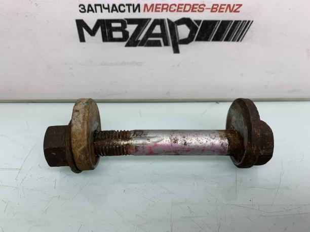 Болт сход развала Mercedes W166 a0029903820