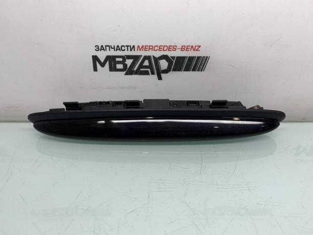 Дисплей парктроника Mercedes W222 a0015425423