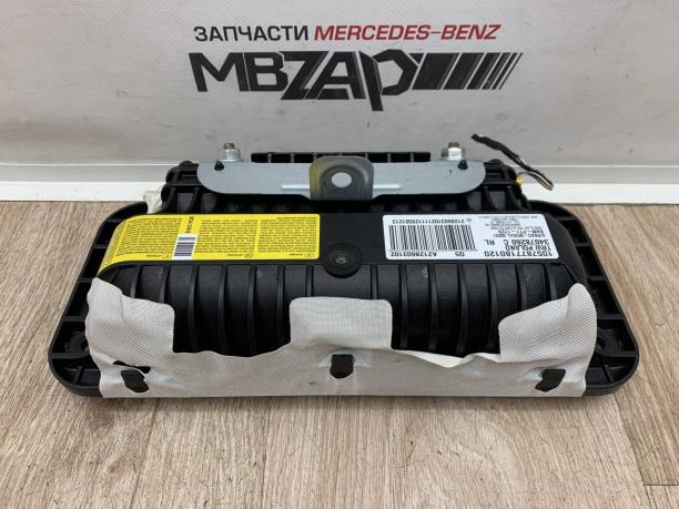 Подушка в торпедо Mercedes W212 a2128603102