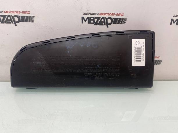 Подушка в сидение правая Mercedes W166 a1668600402