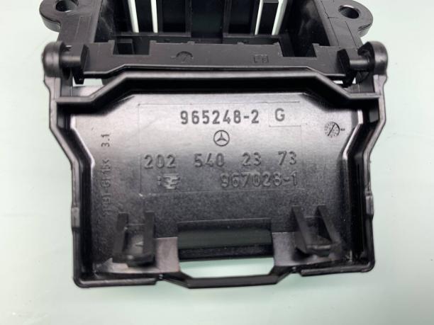 Крышка OBD Mercedes w221 a2025402373