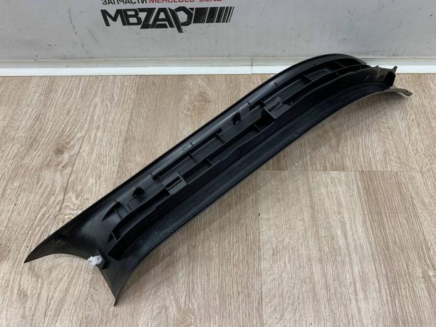 Накладка порога задняя правая Mercedes W166 GLE a1666800635