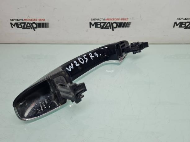 Ручка двери правая Mercedes W205 a0997602459