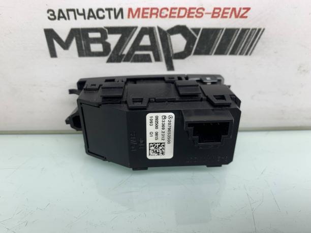 Кнопка аварийки Mercedes W207 a2079053500