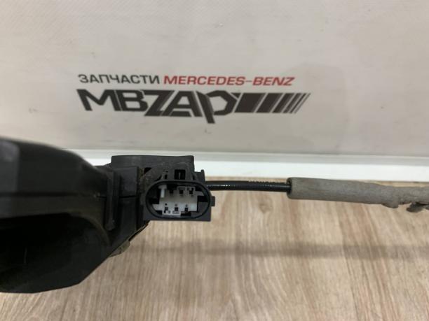 Кронштейн ручки передней двери Mercedes W221 a2217600534