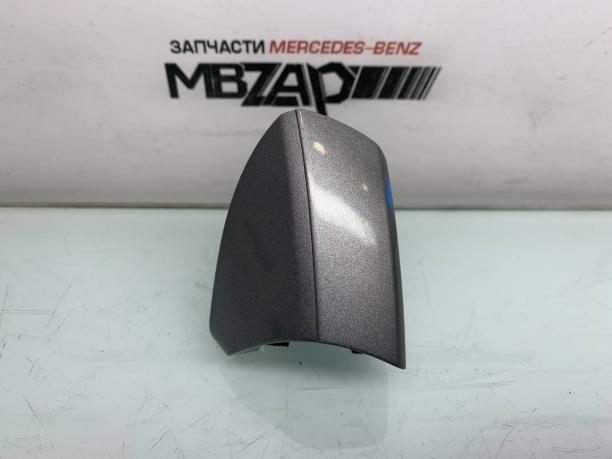 Уголок ручки задний левый Mercedes W212 a2047600320