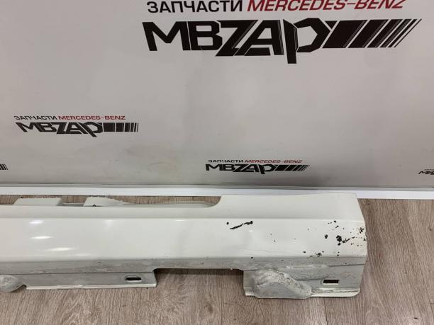 Порог правый Mercedes W207 a2076901640