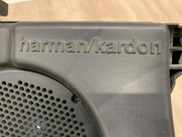 Сабвуфер HARMAN KARDON Mercedes W164 a1648202202