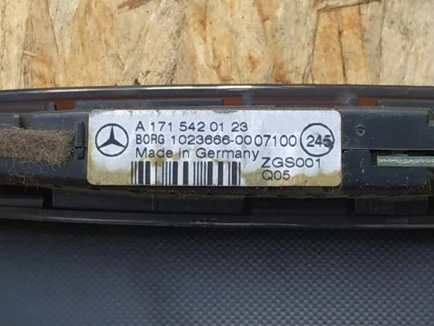 Индикатор парктроников Mercedes X164 GL a1715420123