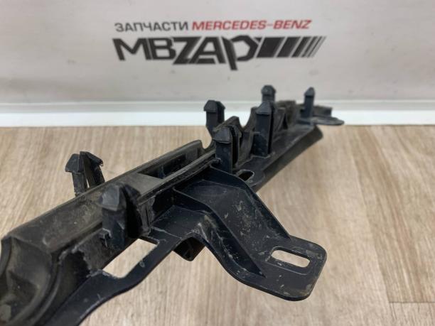 Уплотнитель моторного отсека Mercedes W213 a2138310500