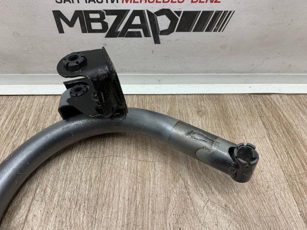 Петля крышки багажника левая Mercedes W205 a2057500328