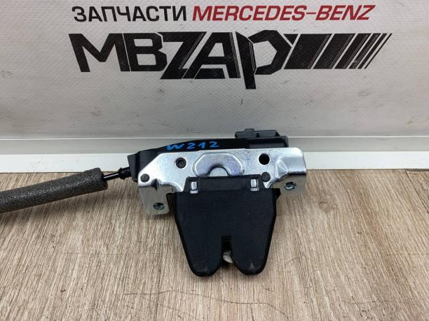 Замок крышки багажника Mercedes W212 E 212 a2047500185