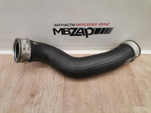 Патрубок интеркулера правый Mercedes W211 a2115284282