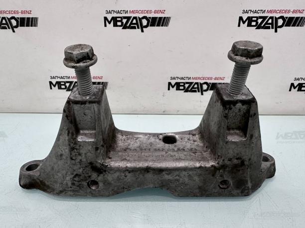 Кронштейн АКПП Mercedes W447 a2112420340