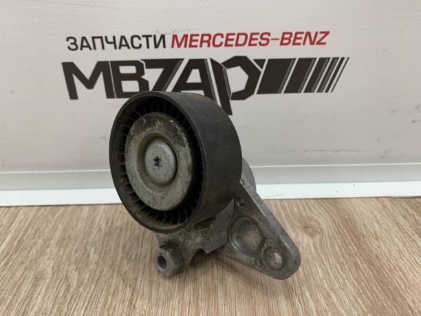 Натяжитель приводного ремня m275 Mercede w221 a1372000270