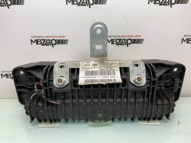 Подушка торпеды Mercedes W222 a2228600202