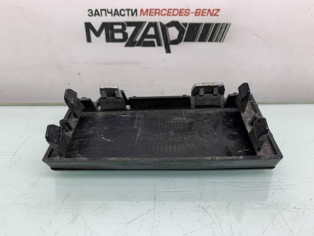 Крышка решетки радиатора Mercedes W222 a2228840076