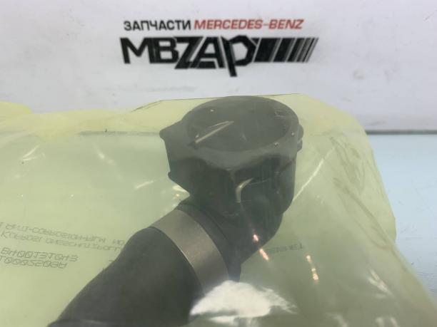 Патрубок охлаждения Mercedes W222 a2225019700